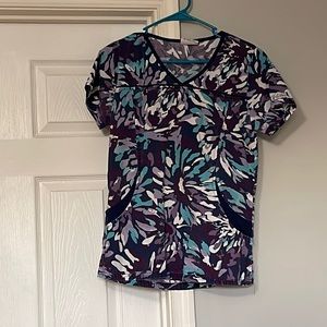 Uniform Advantage Scrub Top